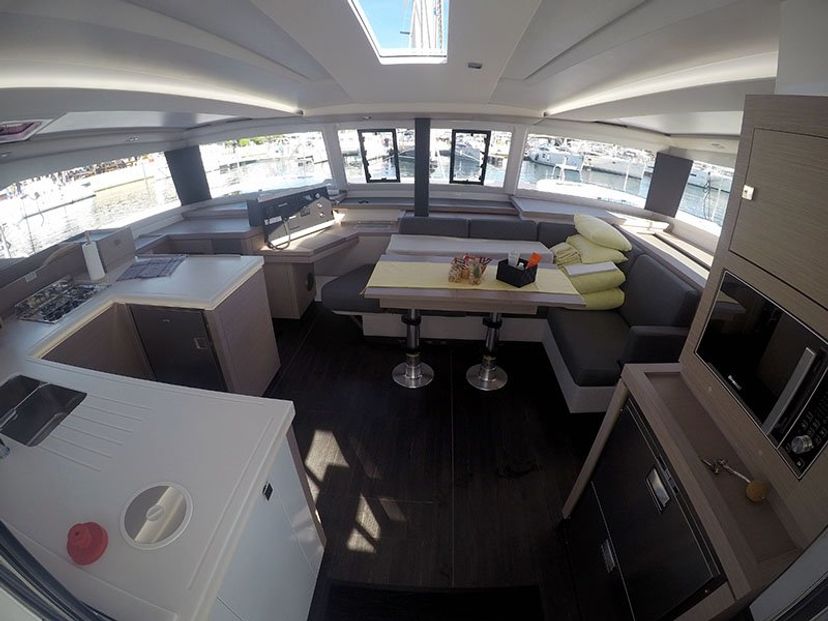 Fountaine Pajot 42 Imagine