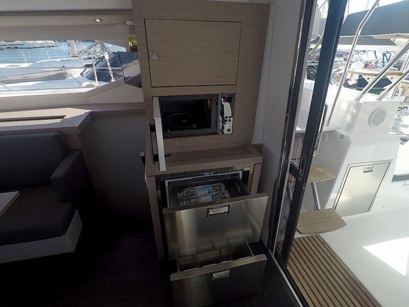 Fountaine Pajot 42 Imagine
