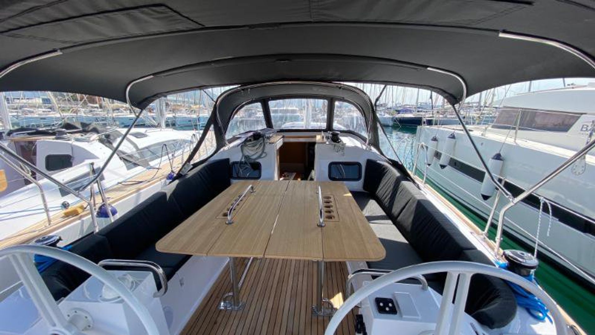 nausys-23011410-51-n2.jpg