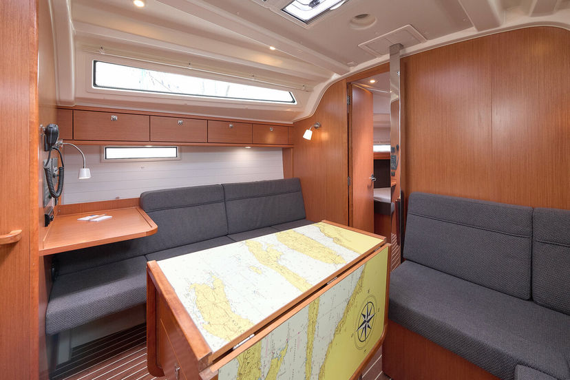 Bavaria Yachtbau 37 Toni