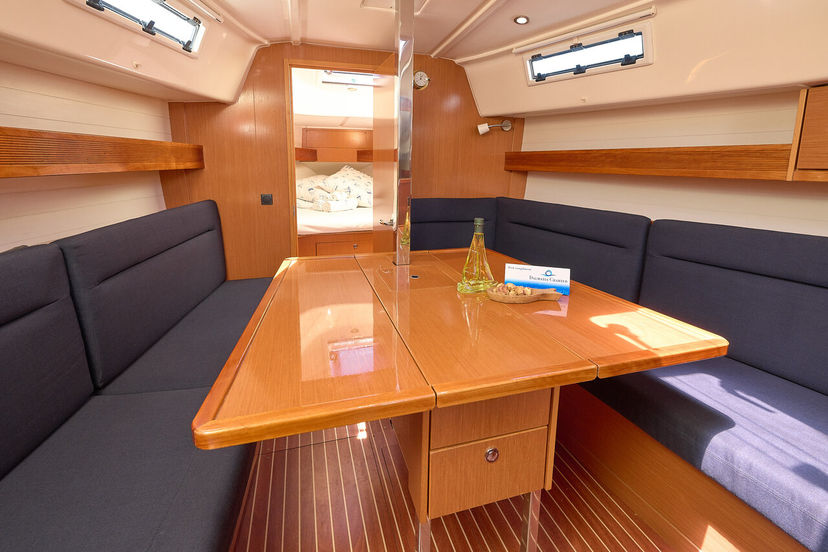 Bavaria Yachtbau 37 Toni