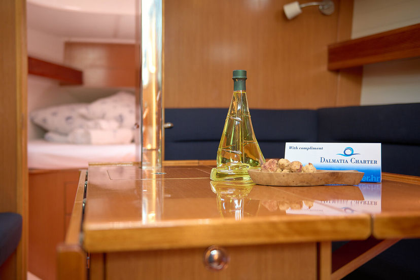 Bavaria Yachtbau 37 Toni