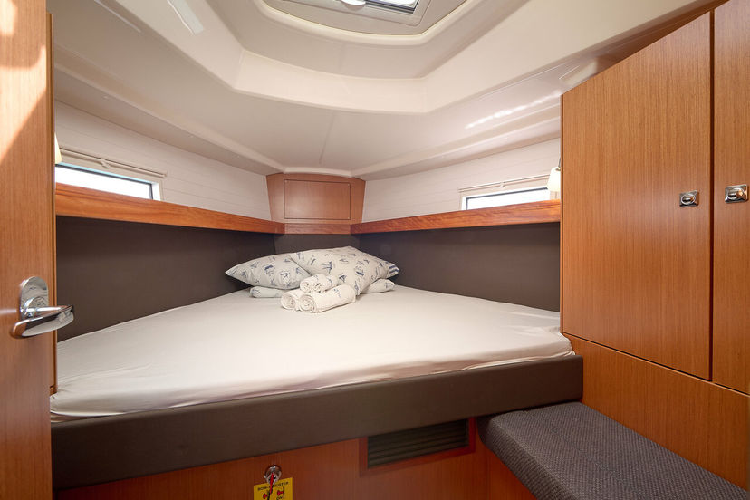 Bavaria Yachtbau 37 Toni