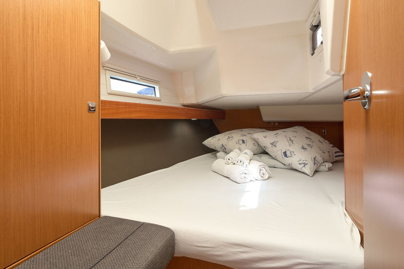Bavaria Yachtbau 37 Toni