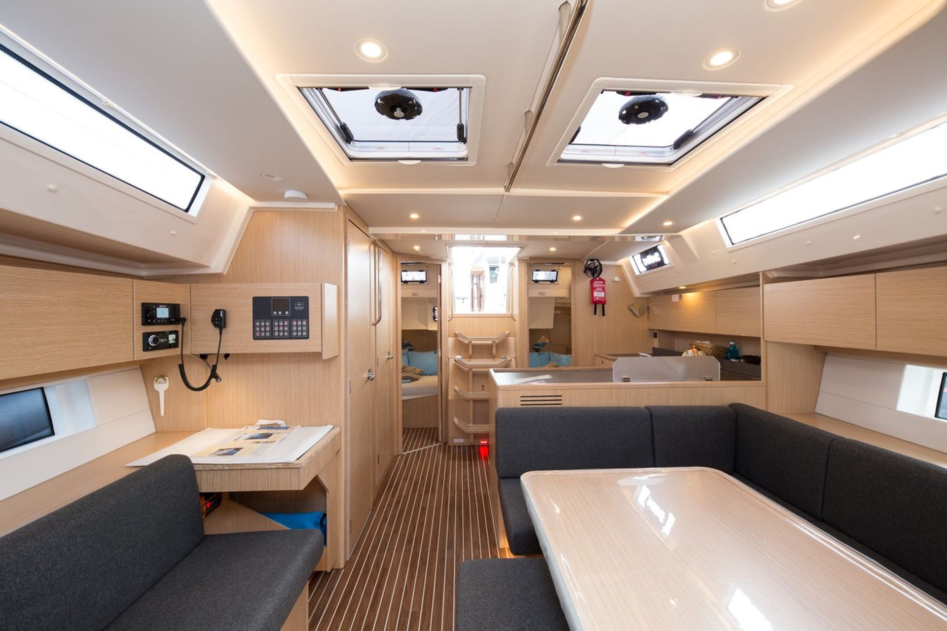 nausys-23048809-482225-p.jpg