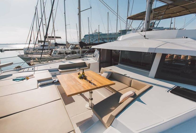Catana 5.4 Sikelia