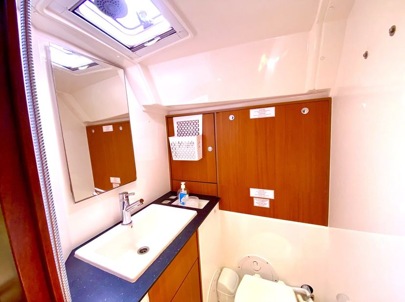 Bavaria Yachtbau 40 Priceless