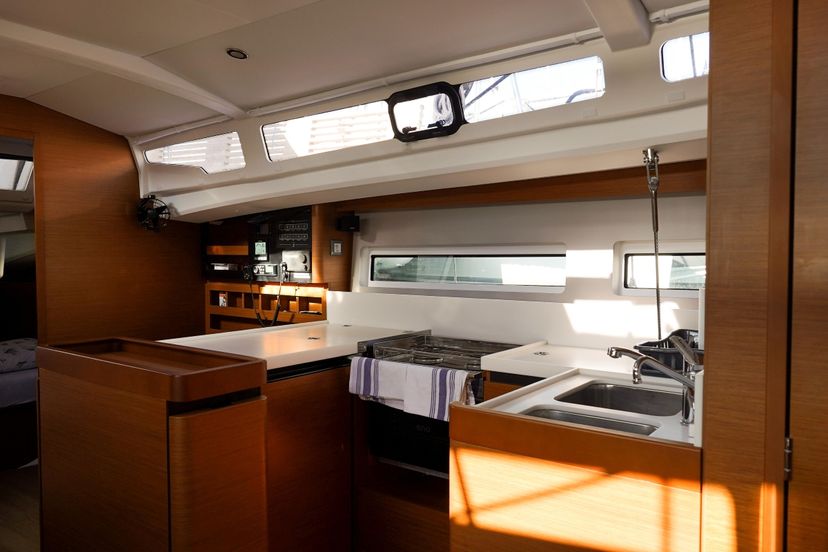 Jeanneau 40 Uri