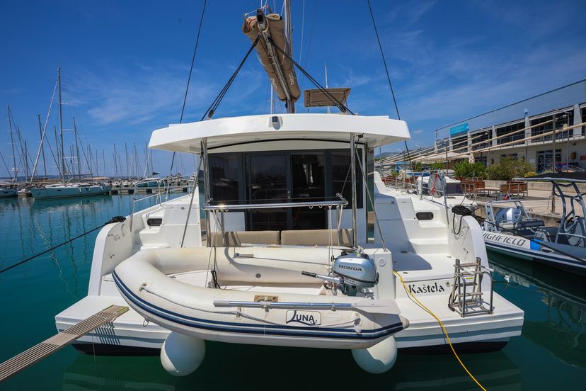 Catana CATSPACE Osibova