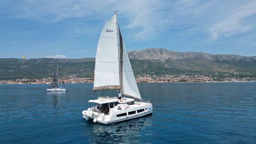Catana CATSPACE Osibova