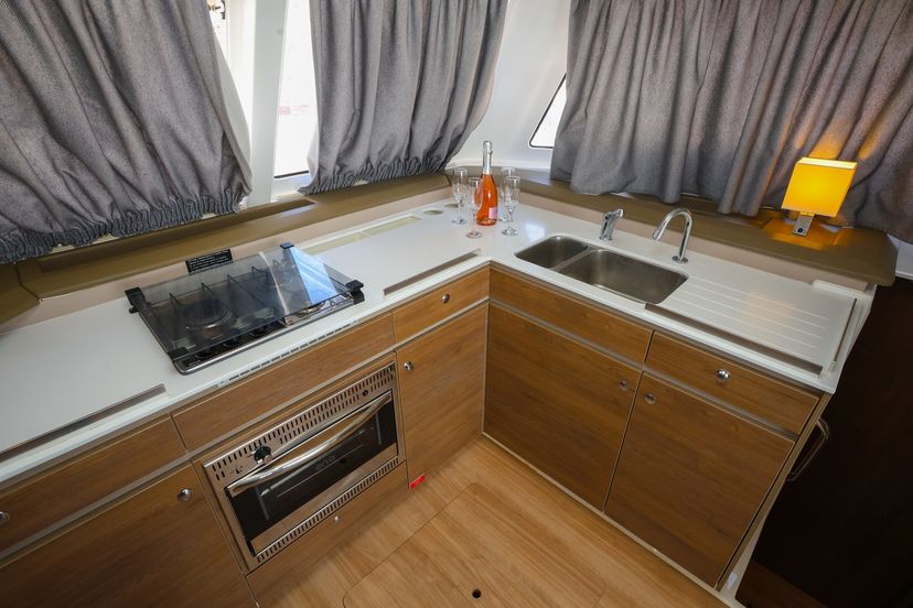 Catana CATSPACE Osibova
