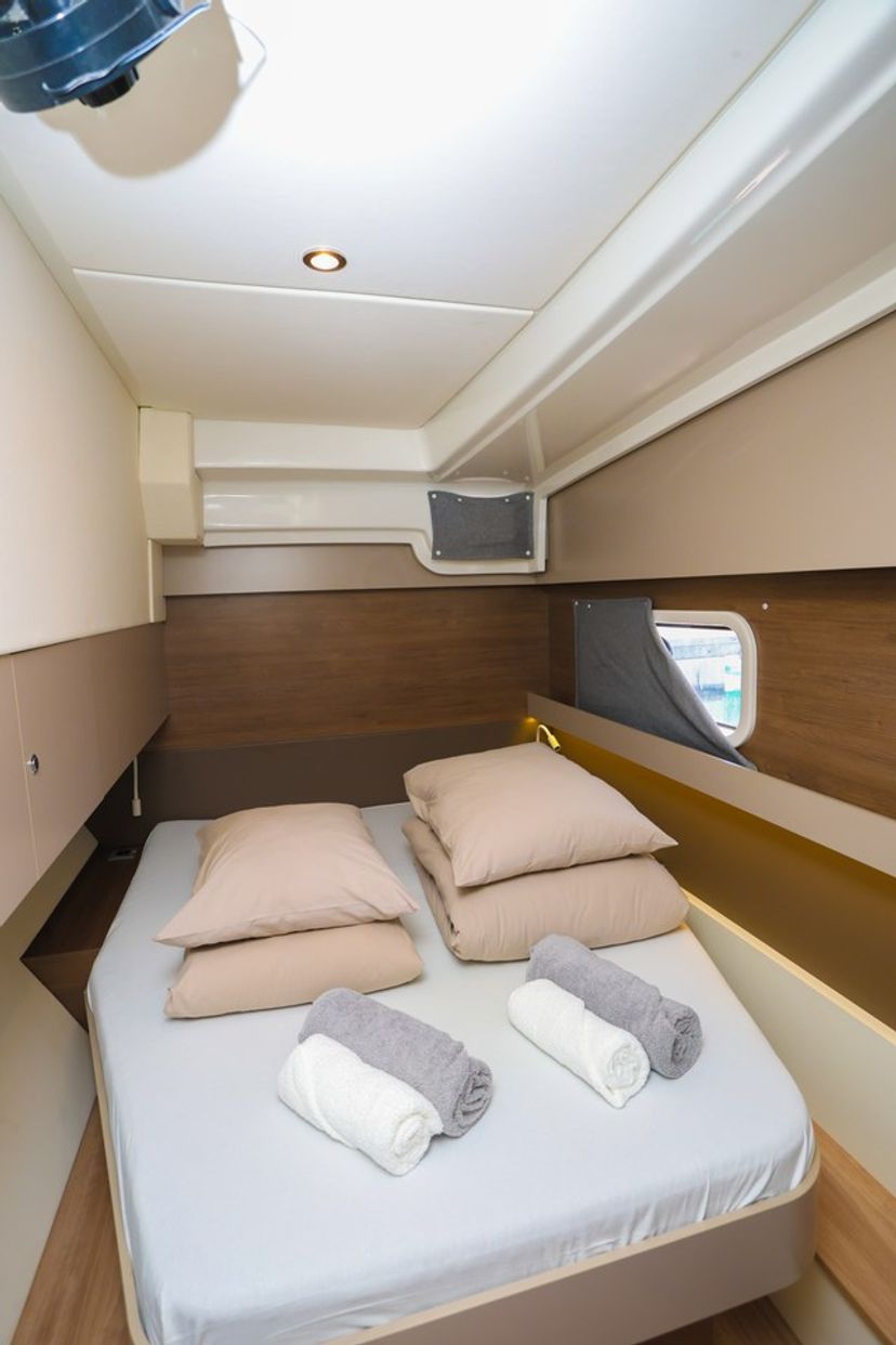 Catana CATSPACE Osibova
