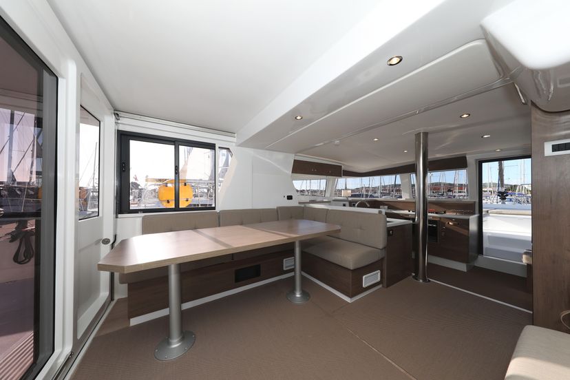 Catana 4.2 Air Space