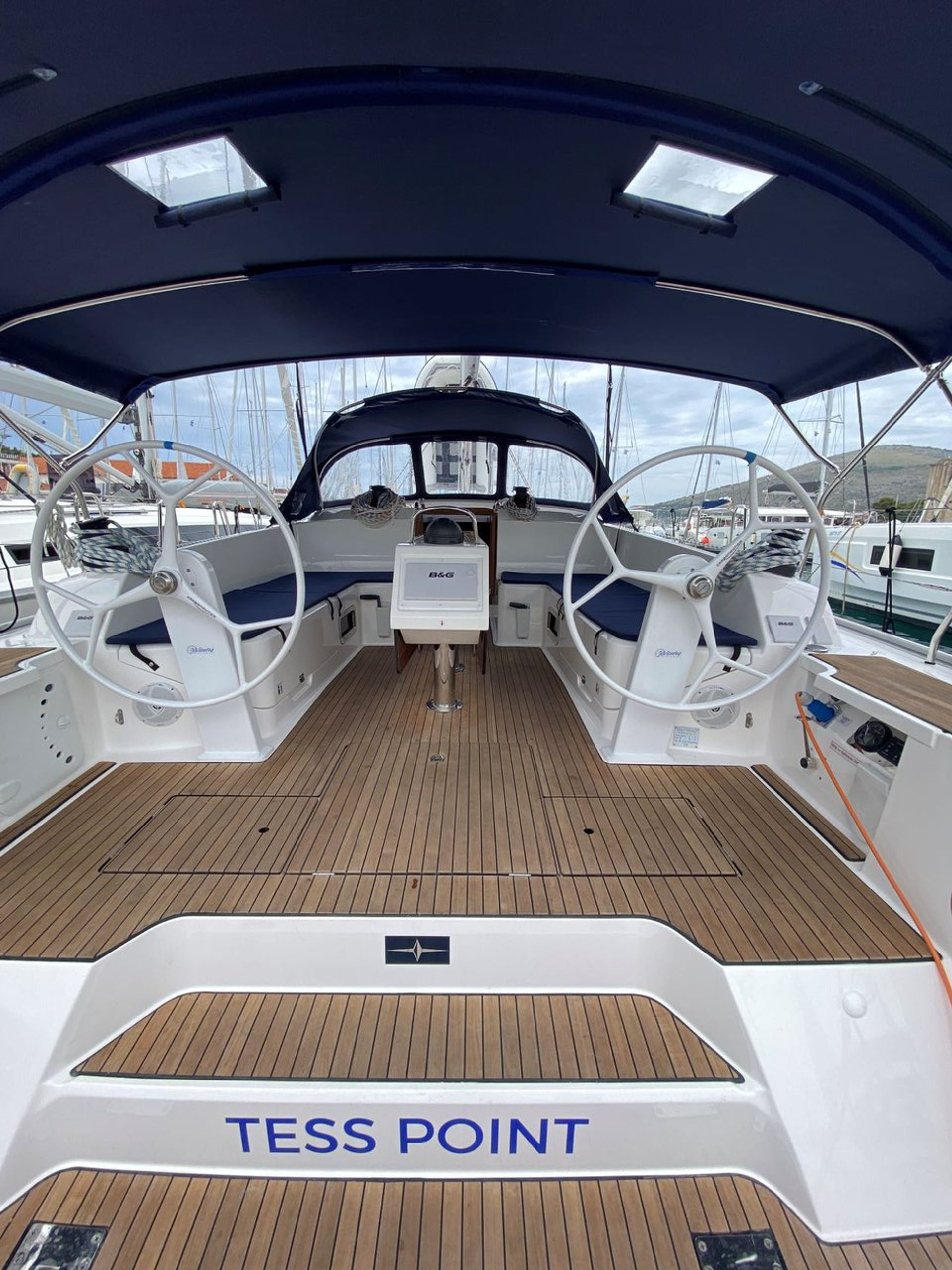 nausys-23356940-521871-n.jpg