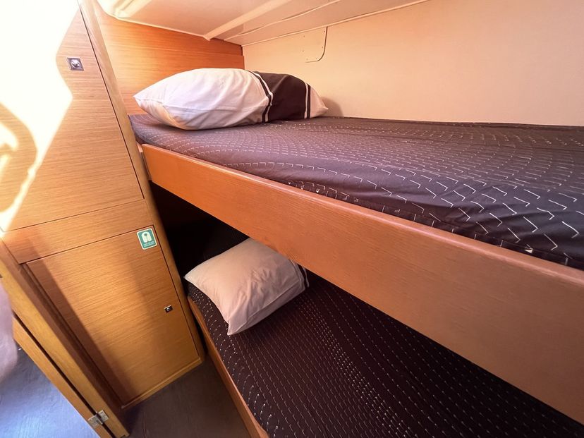 Dufour Yachts 43 Tian