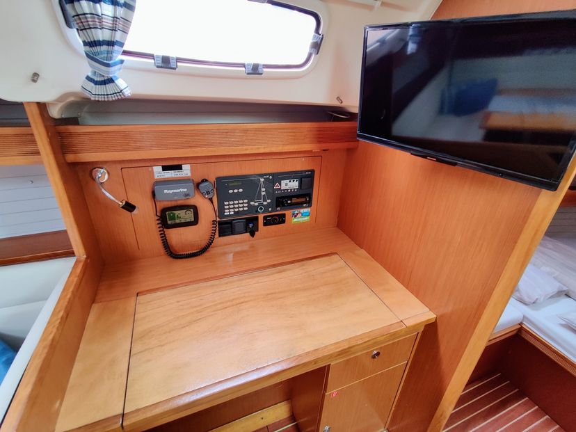 Bavaria Yachtbau 47 CRUISER Gin & Tonic