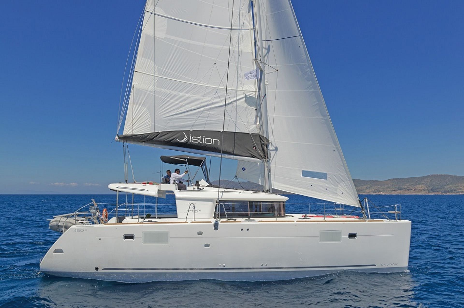 nausys-23494705-482137-2.jpg