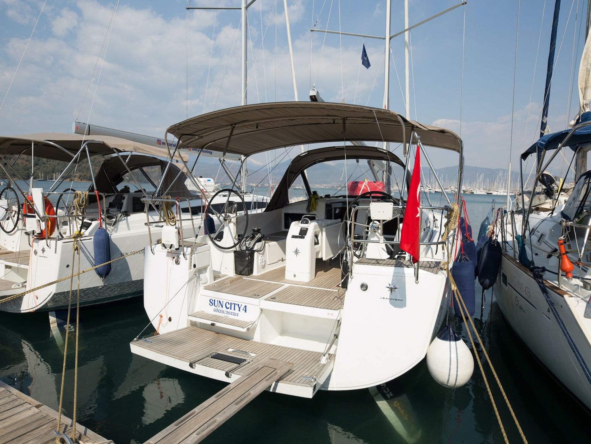 nausys-23519074-9936167-main.jpg