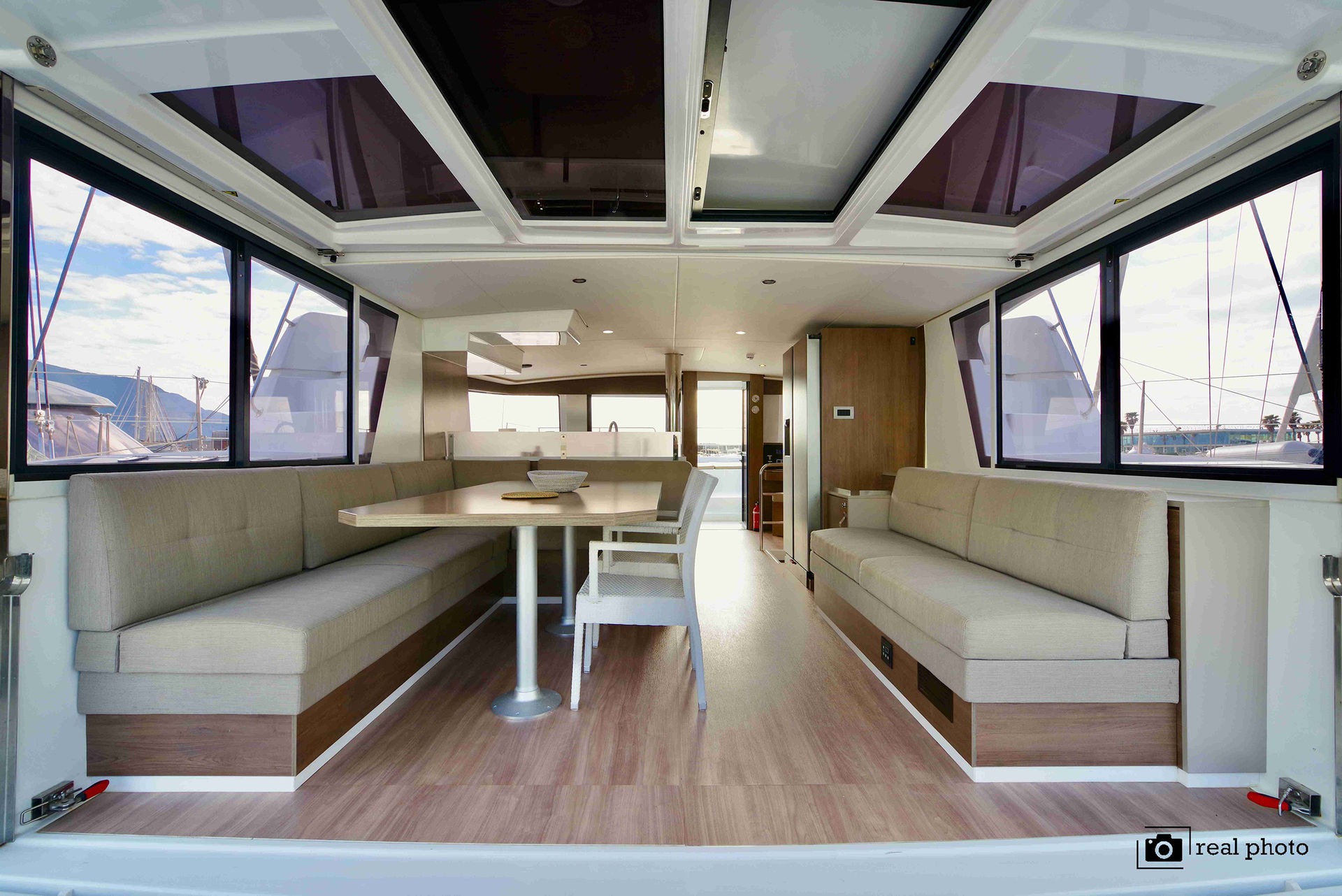 nausys-23572864-482157-p.jpg