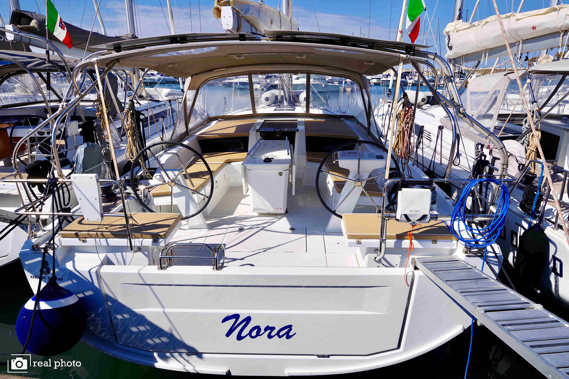 nausys-23573191-482157-main.jpg