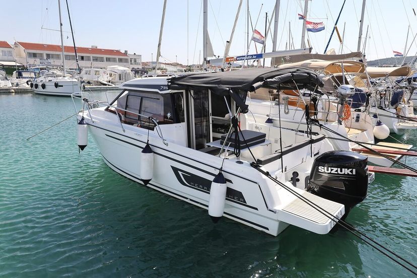 Jeanneau MERRY FISHER 795 Tena