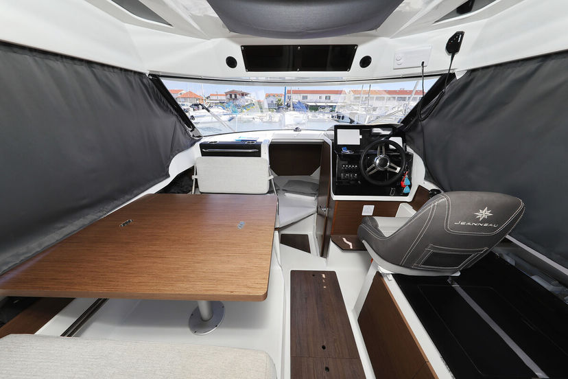 Jeanneau MERRY FISHER 795 Tena