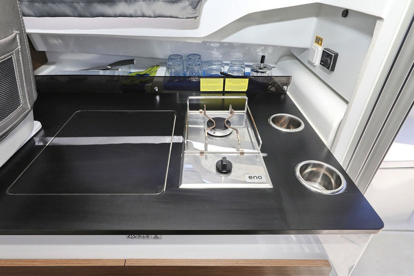 Jeanneau MERRY FISHER 795 Tena