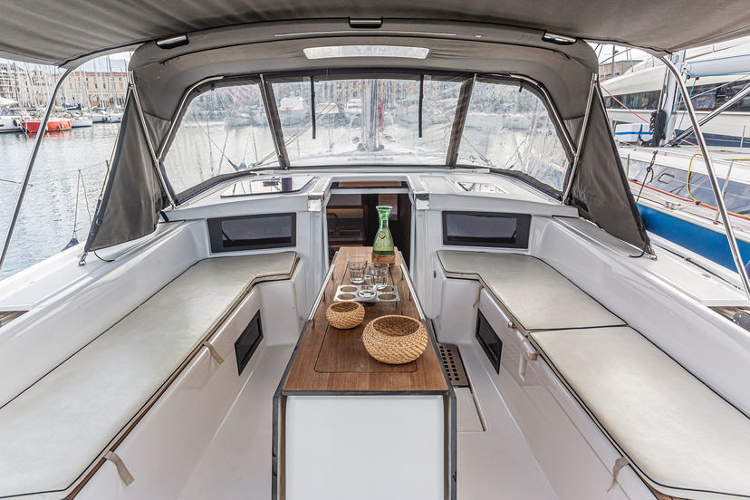 Dufour Yachts 53 Wish Planet