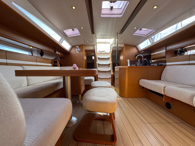 Jeanneau 53 Trinity
