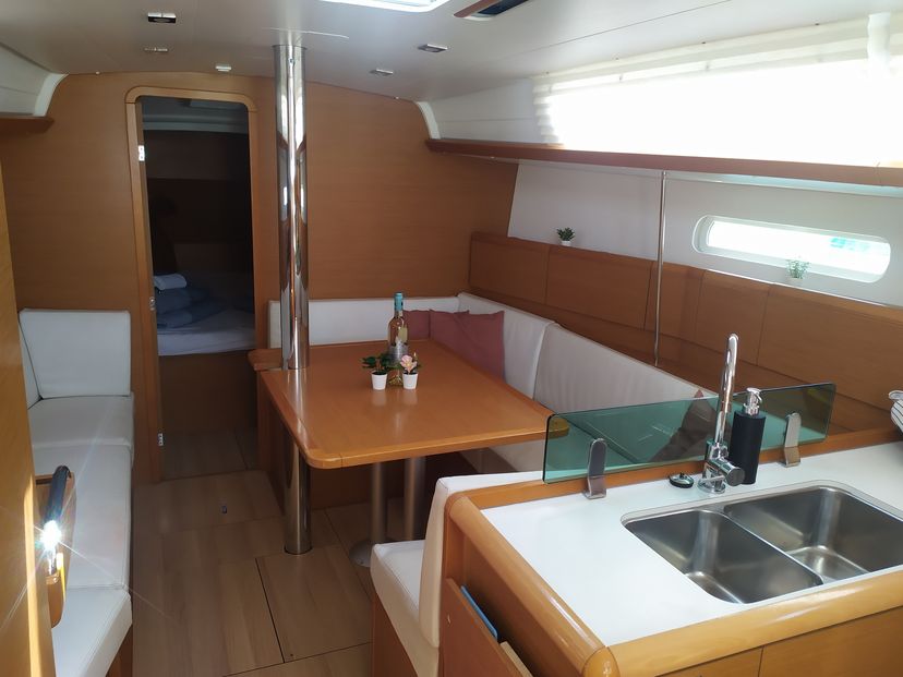 Jeanneau 38 My Pearl