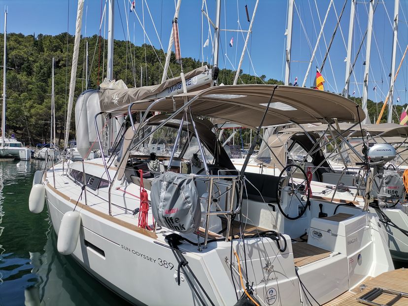 Jeanneau 38 Imagine