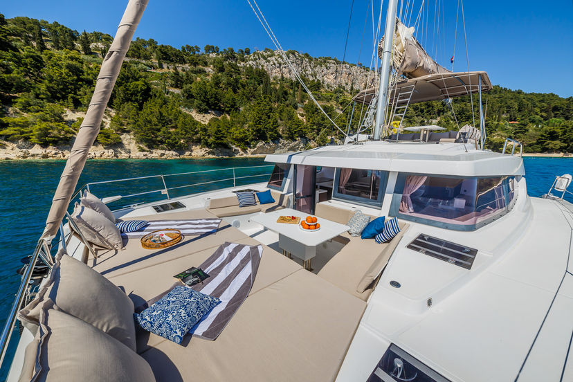 Catana 4.8  Aldebaran
