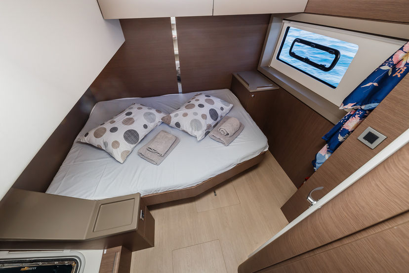 Catana 4.8  Aldebaran
