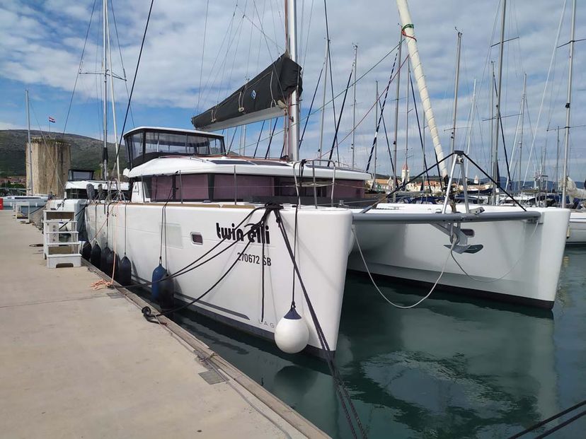 Lagoon 45 Twin elli