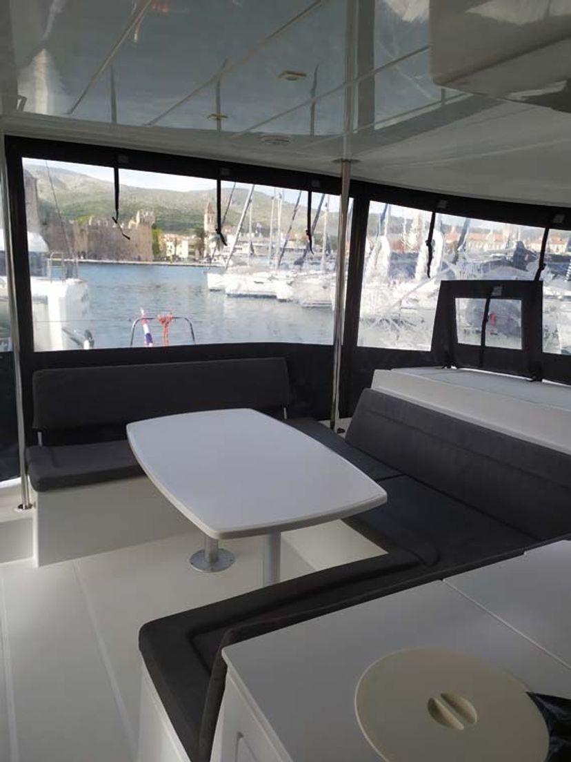Lagoon 45 Twin elli