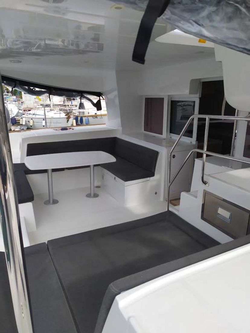 Lagoon 45 Twin elli