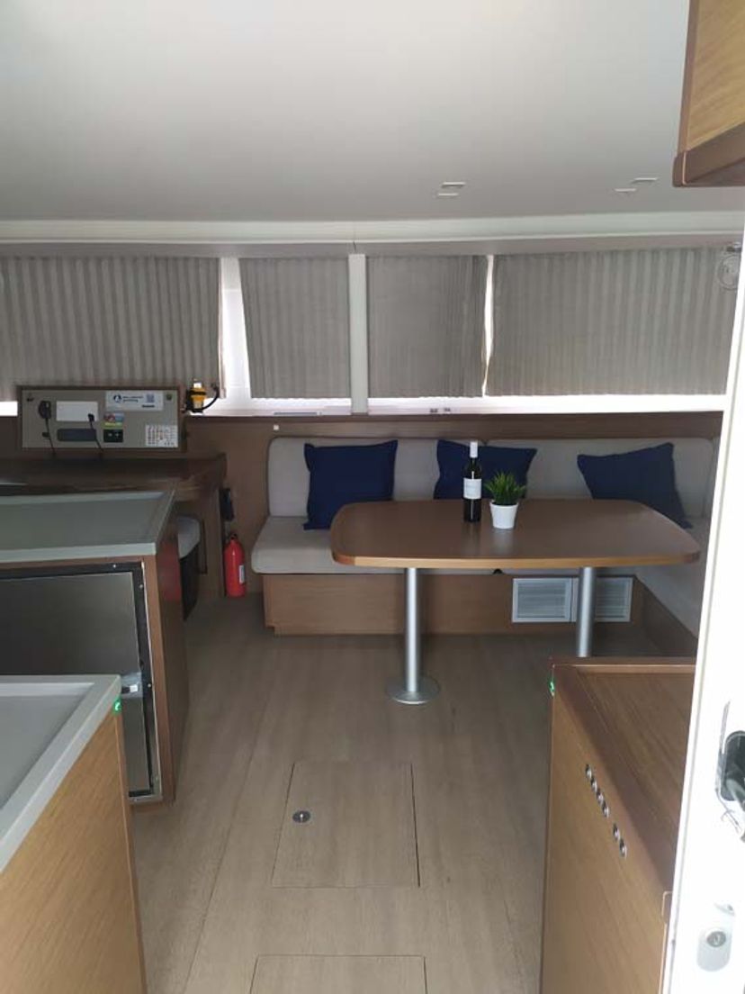 Lagoon 45 Twin elli