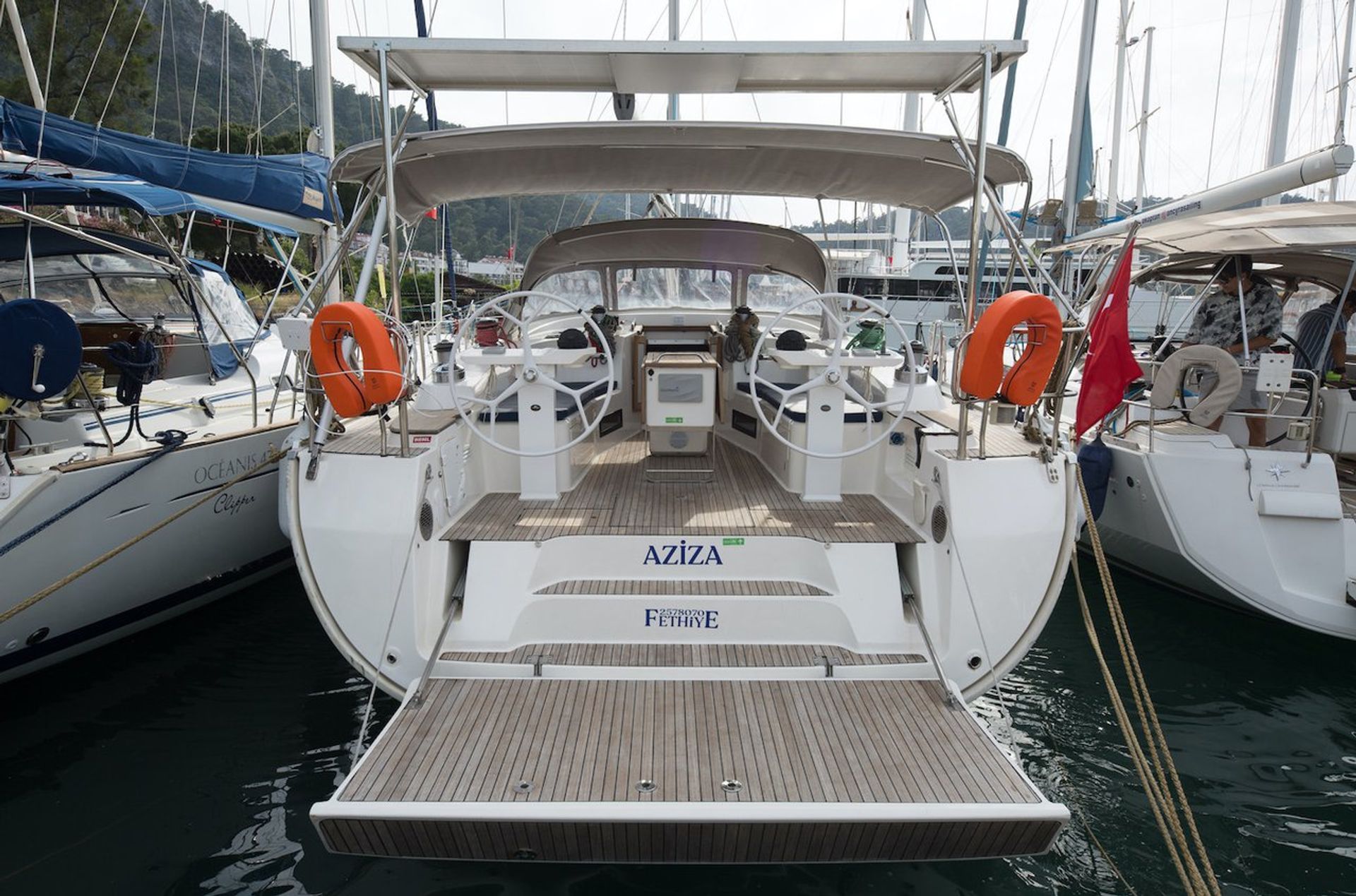 nausys-23930157-9936167-main.jpg
