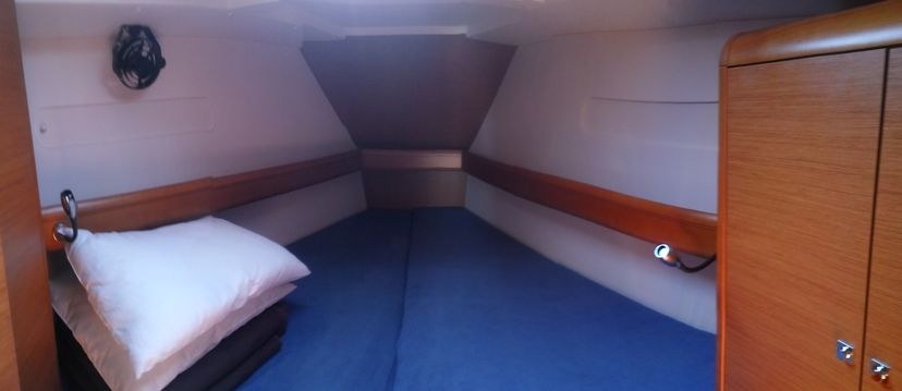Jeanneau 49 Genesis