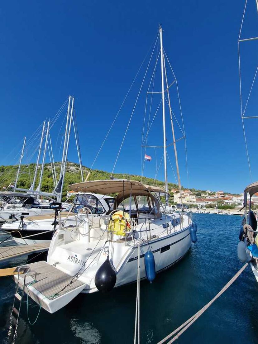 Bavaria Yachtbau 37 Astravi