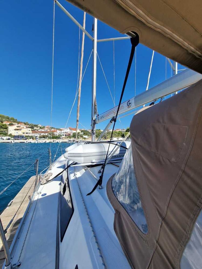Bavaria Yachtbau 37 Astravi