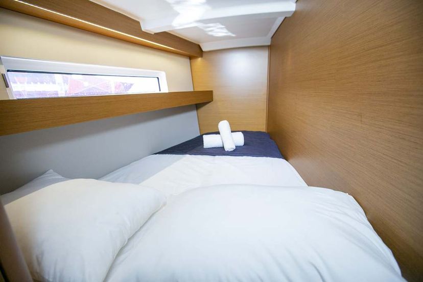 Jeanneau 40 Endeavour