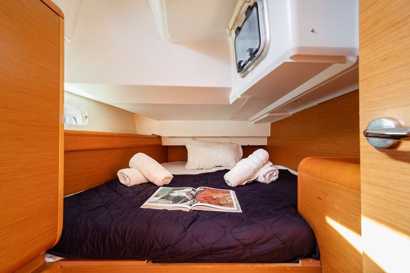 Jeanneau 43 Fregata