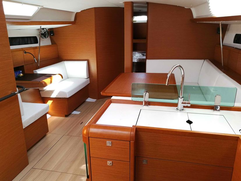 Jeanneau 49 ECONOMY