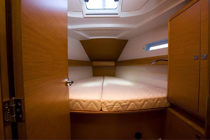 Jeanneau 49 ECONOMY