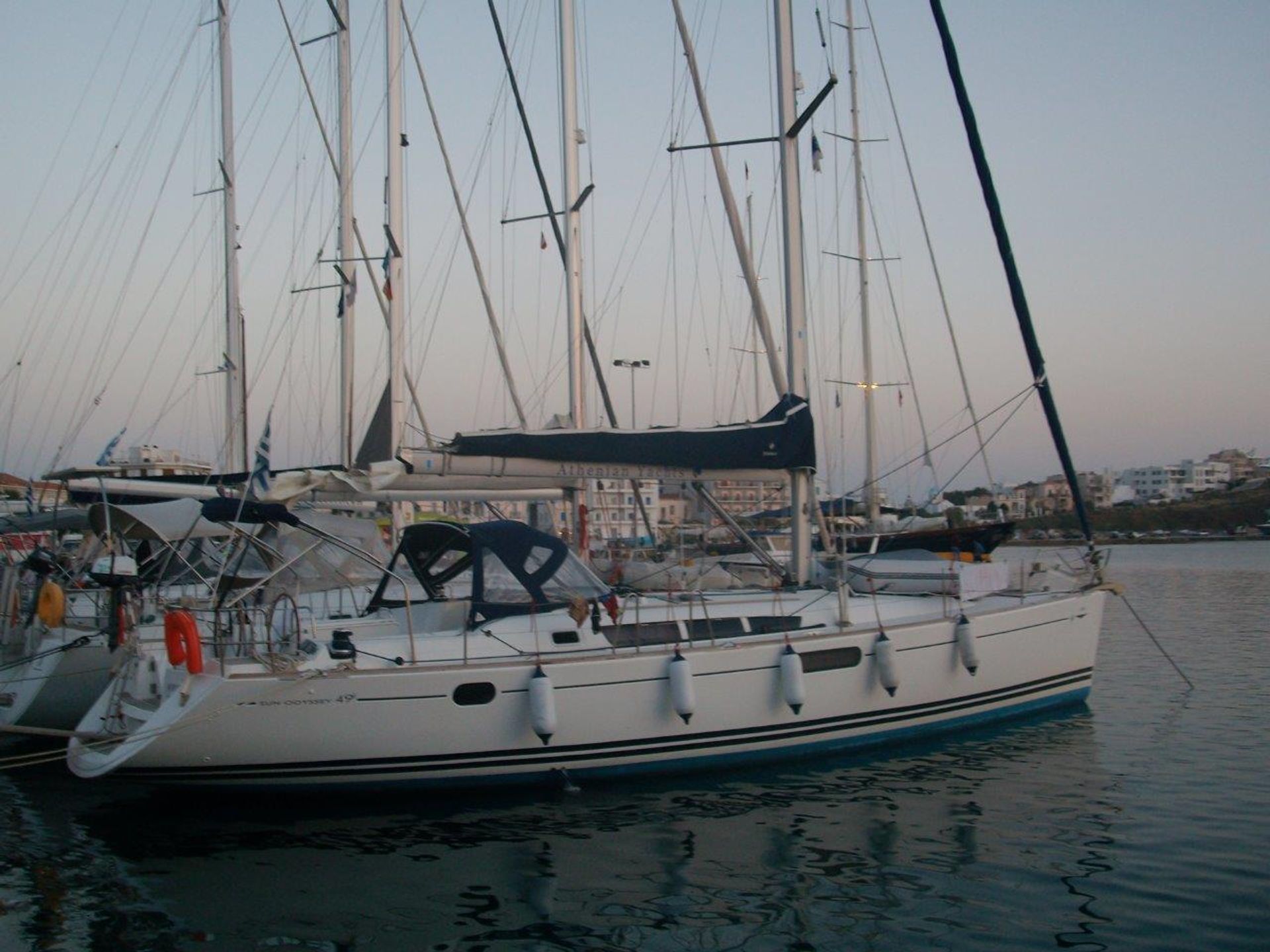 nausys-23970906-23362337-N1.JPG