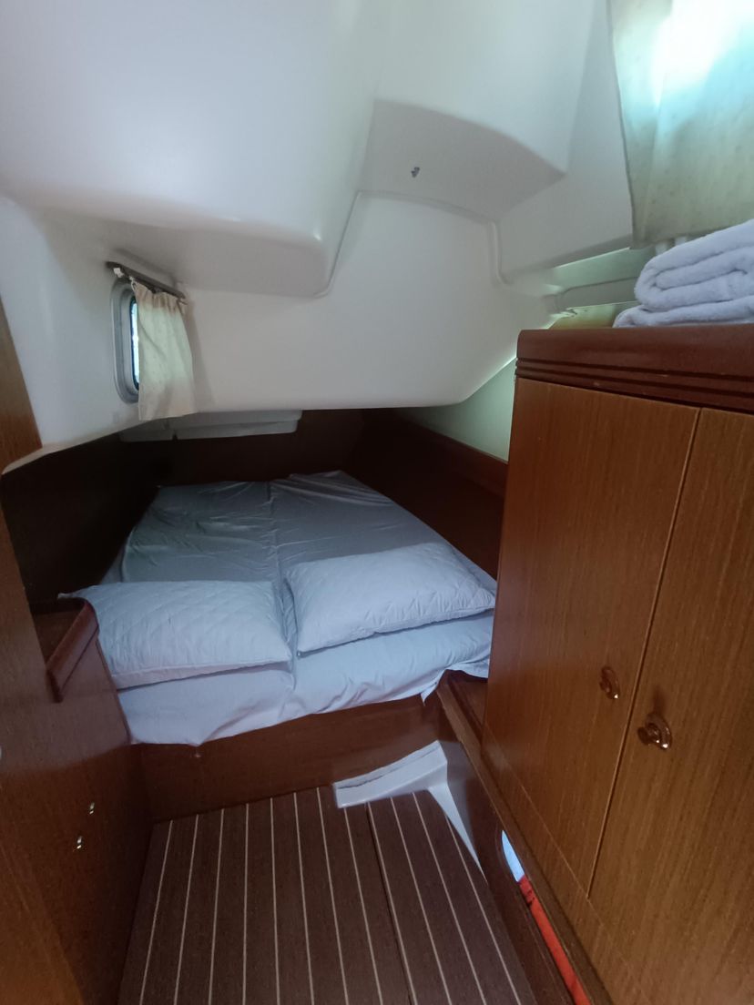 Jeanneau 42 Sea Obsession