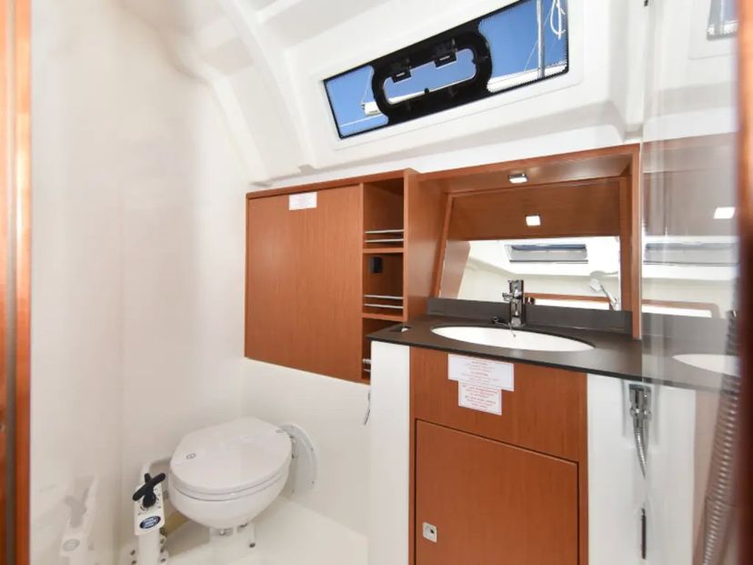 Bavaria Yachtbau CRUISER 41 CLASS