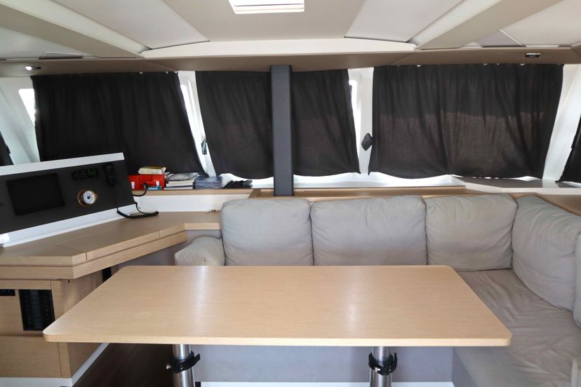 Fountaine Pajot 40 ECONOMY