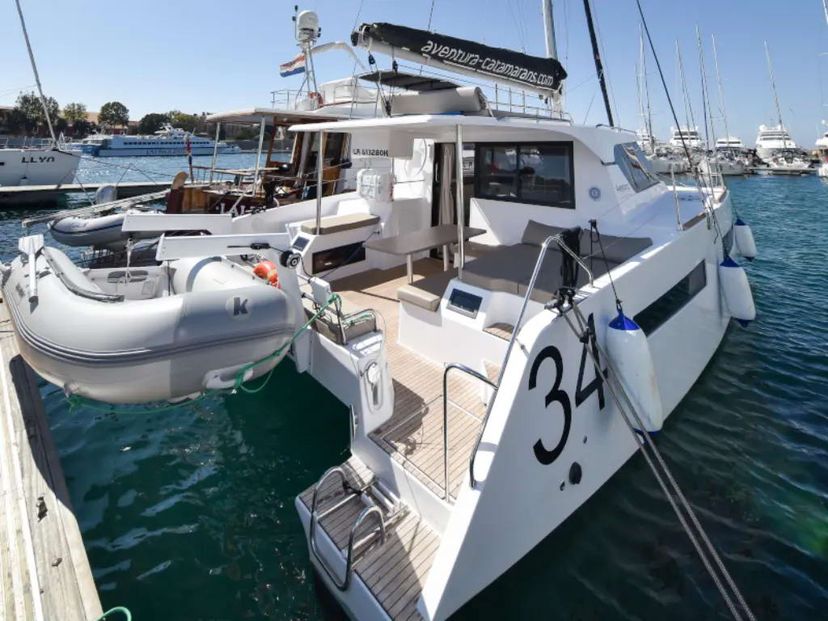 Aventura Catamarans 34 CLASS